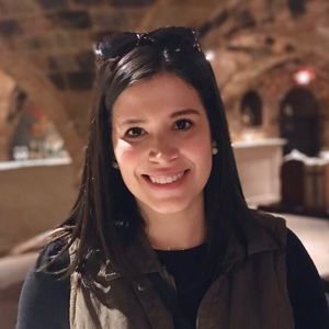 Meet your Posher, Stephanie